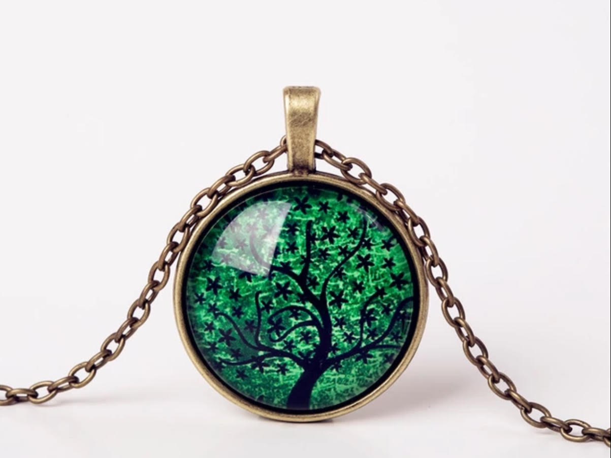 Cabochon hanger met ketting levensboom groen brons